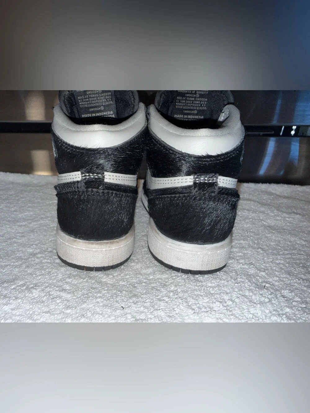 Nike Air Jordan 1 Retro High Black Medium Grey‎ Sneakers Size 12C